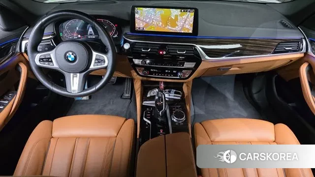 BMW 5 Series (G30) id 3032840 из Кореи 17