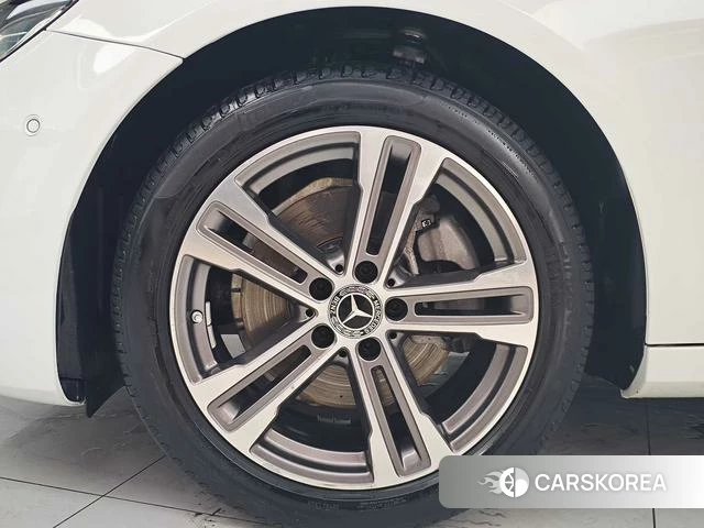 Mercedes-Benz E-class id 4393505 из Китая 15