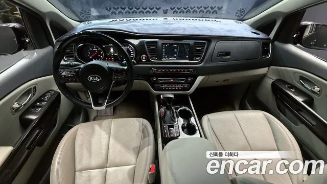 Kia The New Carnival id 2658771 из Кореи 17