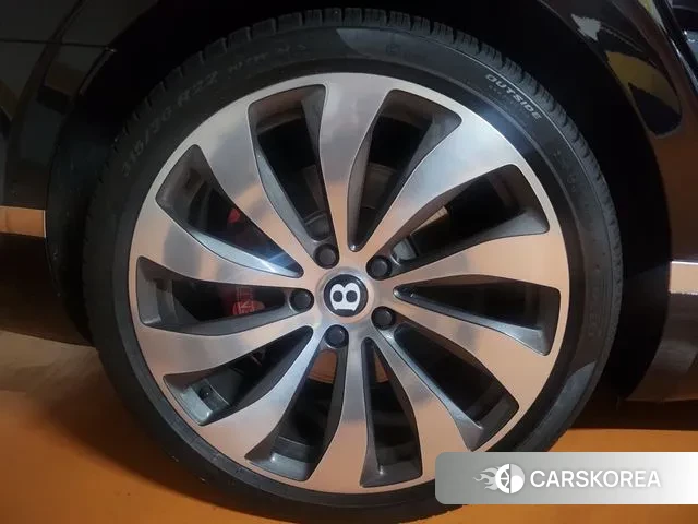 Bentley Flying Spur 3rd Generation id 3049703 из Кореи 13