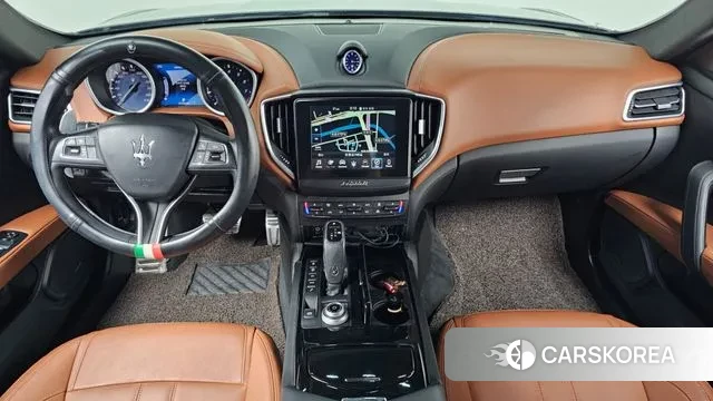 Maserati Ghibli id 3520081 из Кореи 17