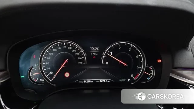 BMW 5 Series (G30) id 3520557 из Кореи 17