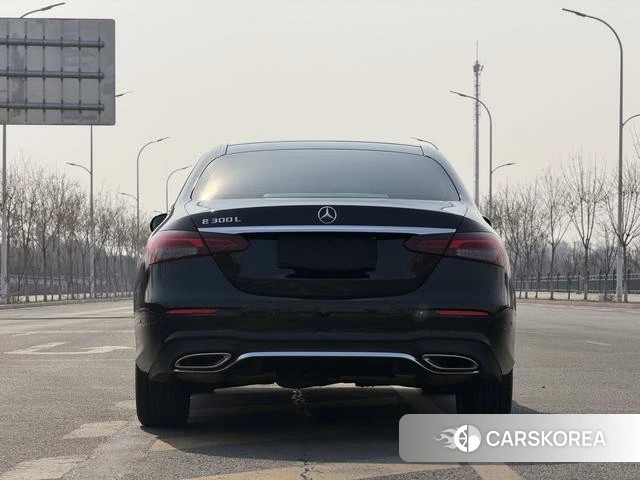 Mercedes-Benz E-class id 4258175 из Китая 7