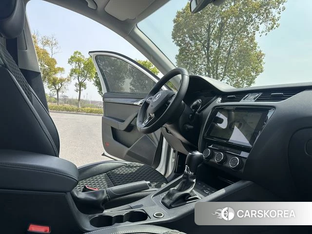 Skoda Octavia id 4242173 из Китая 12