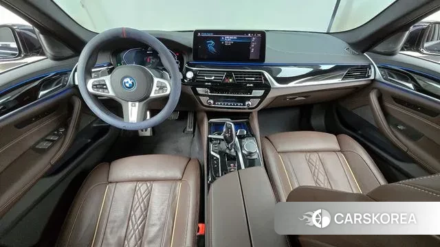 BMW 5 Series (G30) id 3600385 из Кореи 17