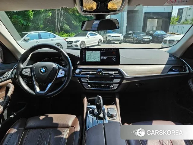 BMW 5 Series (G30) id 2999629 из Кореи 17