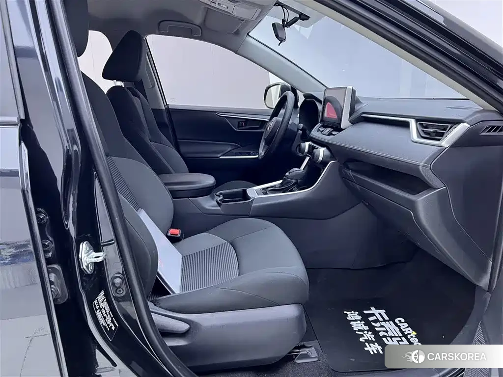 Toyota Wildlander id 4548213 из Китая 22
