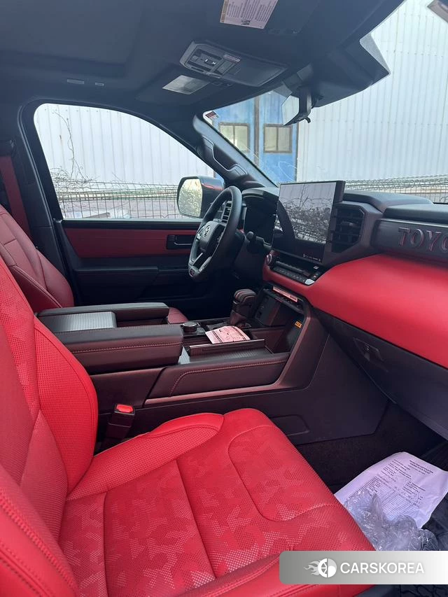 Toyota Sequoia id 4239609 из Китая 7