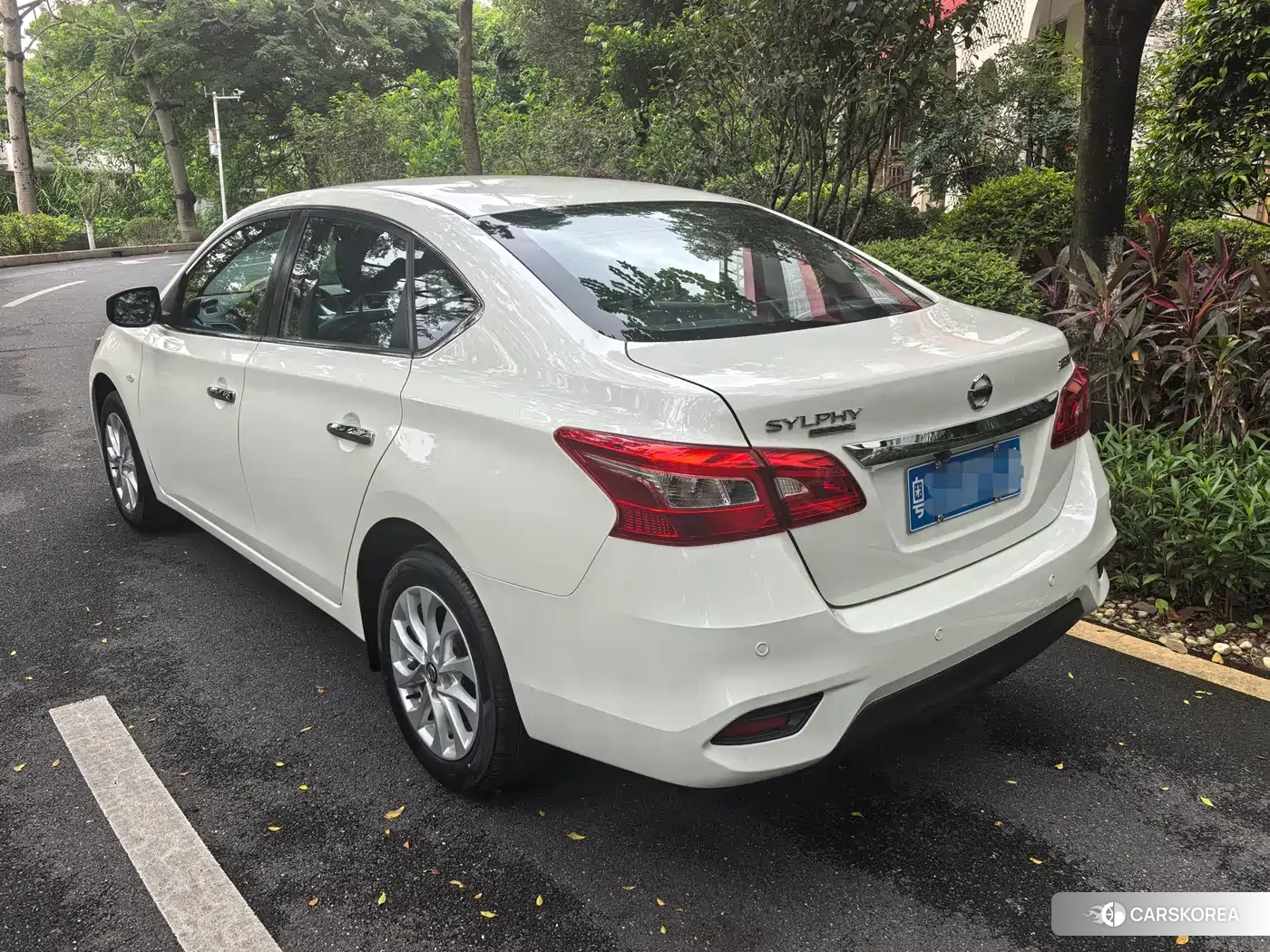 Nissan Xuan Yi id 4512968 из Китая 11