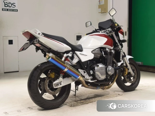 Проданный Honda CB1300SF 2010 из Японии, фото 3