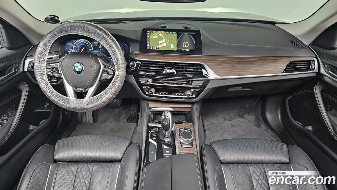 BMW 5 Series (G30) id 2055758 из Кореи 17