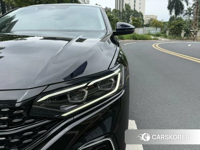 Volkswagen Passat id 4333455 из Китая 18