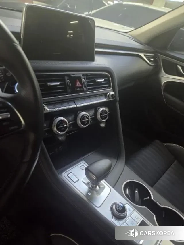 Genesis G70 id 3454965 из Кореи 7