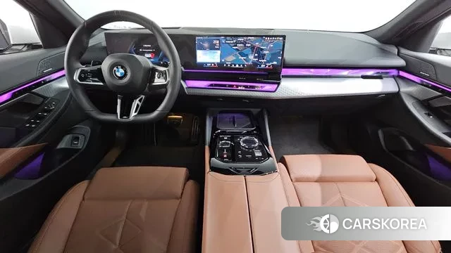 BMW 5 Series (G60) id 3404954 из Кореи 17