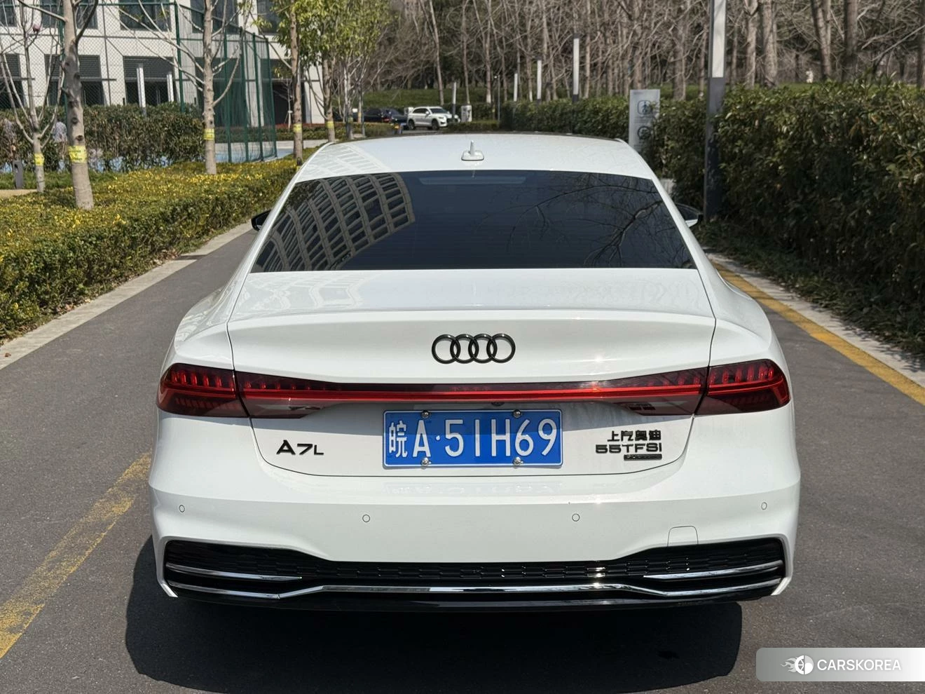 Audi A7L id 4413390 из Китая 7