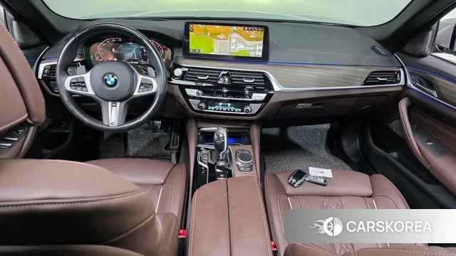 BMW 5 Series (G30) id 3860421 из Кореи 17