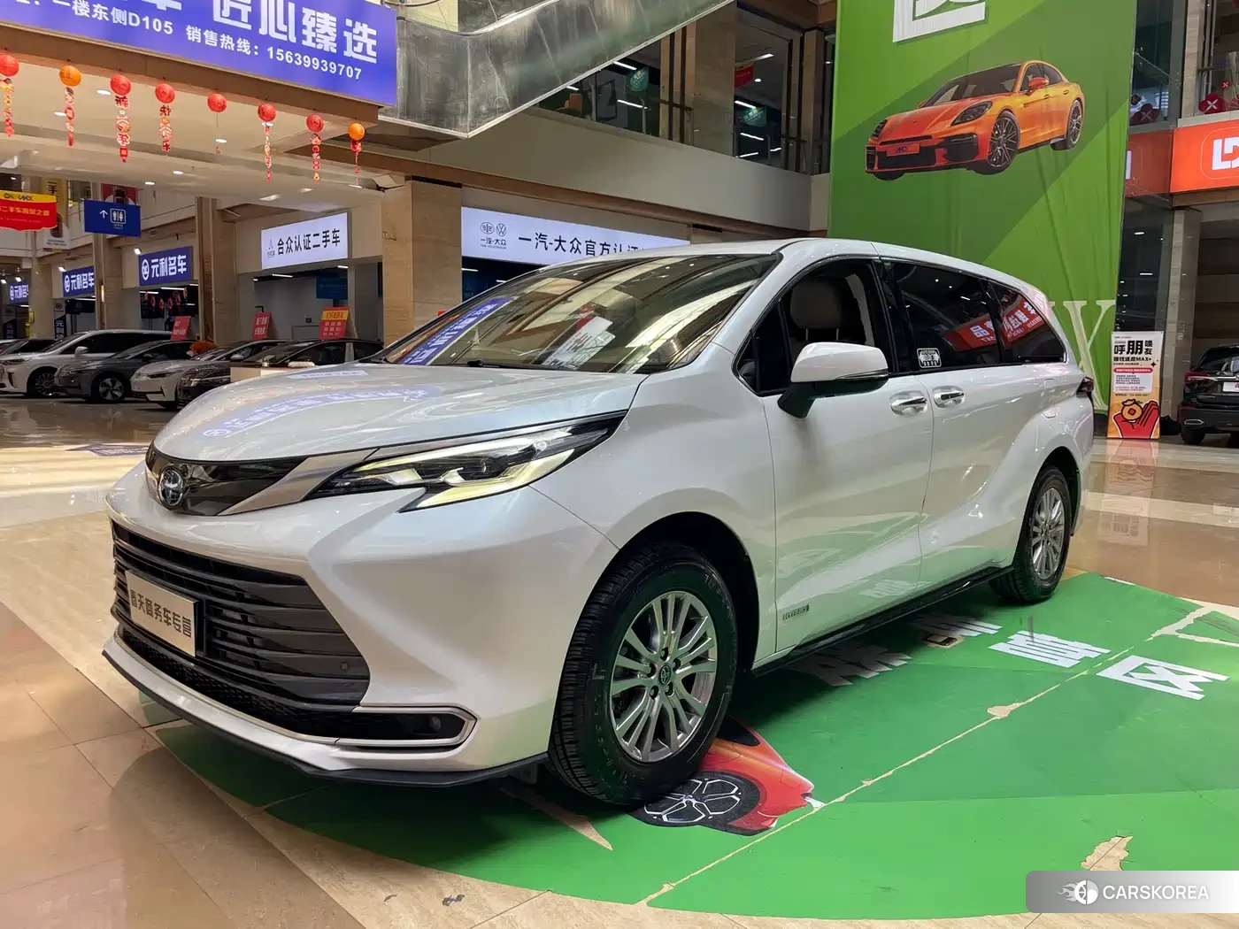 Toyota Sienna id 4589367 из Китая 15