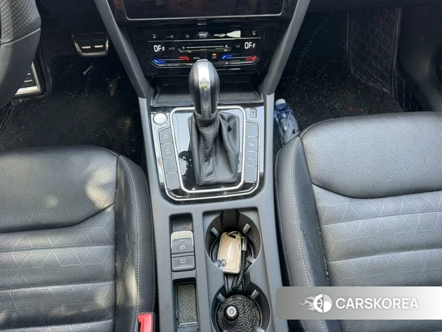Volkswagen CC id 4276484 из Китая 13