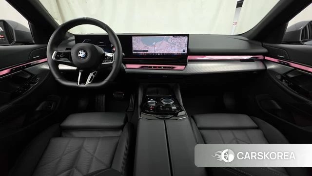 BMW 5 Series (G60) id 4777963 из Кореи 17