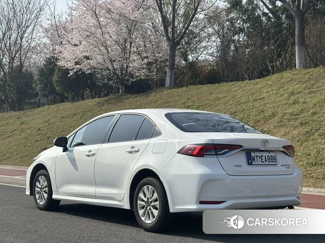 Toyota Corolla id 4273371 из Китая 7