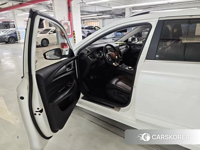 Roewe Ei5 id 4208413 из Китая 17