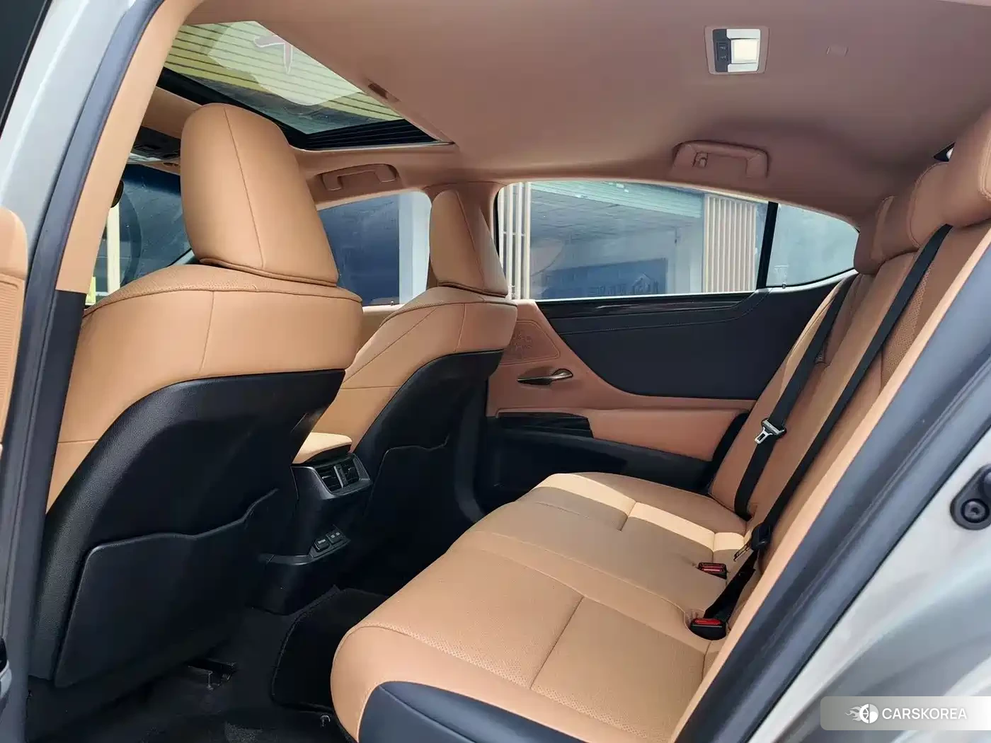 Lexus ES id 4629779 из Китая 8