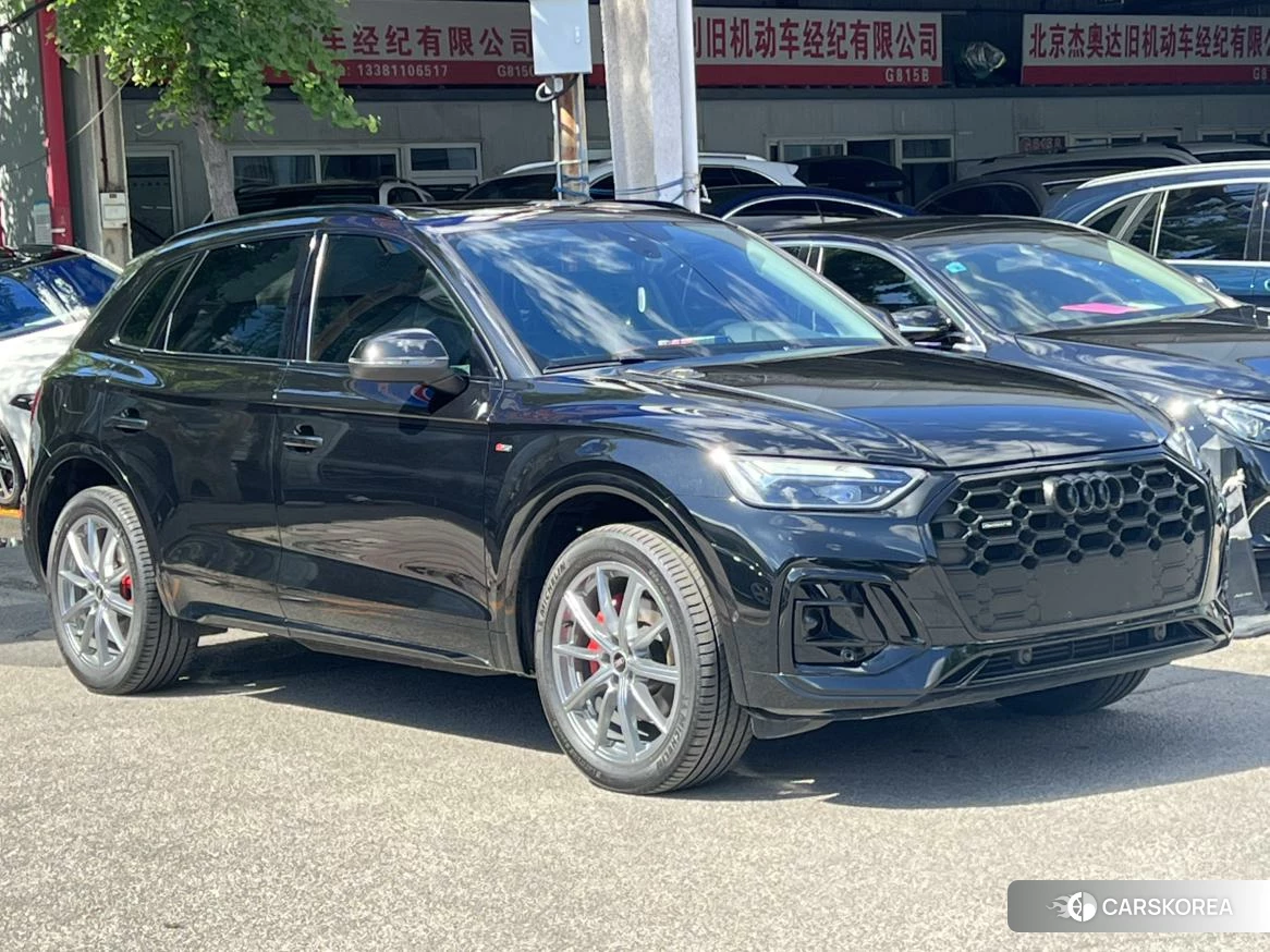 Audi Q5L id 4461464 из Китая 24