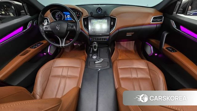 Maserati Ghibli id 4633143 из Кореи 28