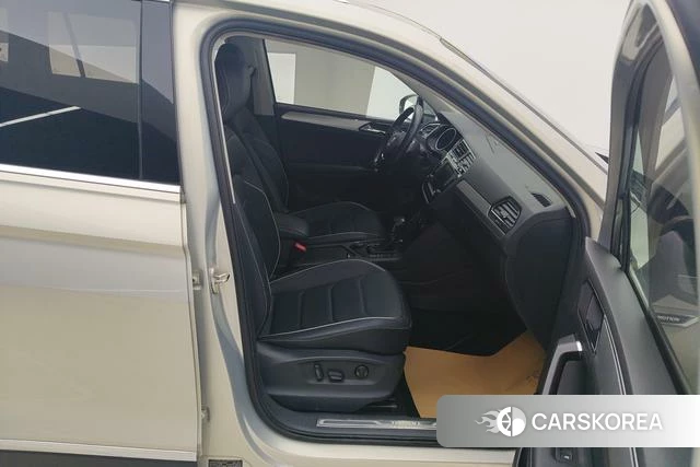 Volkswagen Tiguan L id 4207366 из Китая 14