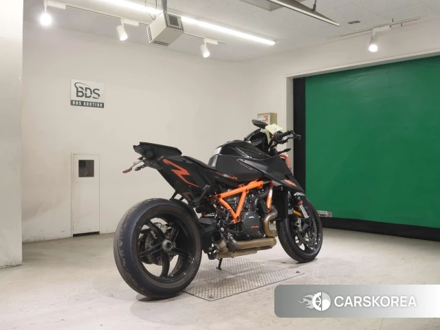 KTM 1290 SUPER DUKE R 2020 из Японии, фото 5