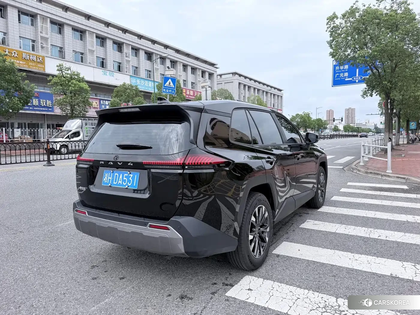 Toyota RAV4 id 4644641 из Китая 7