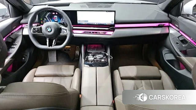 BMW 5 Series (G60) id 3565447 из Кореи 17