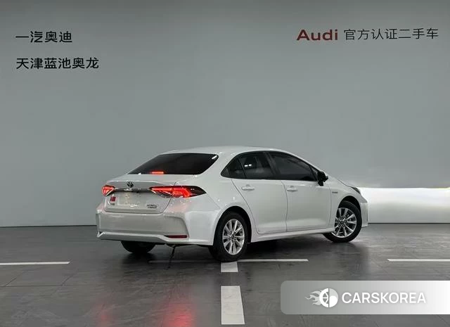 Toyota Corolla id 4235883 из Китая 7