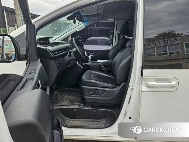 Hyundai Staria id 3355349 из Кореи 16