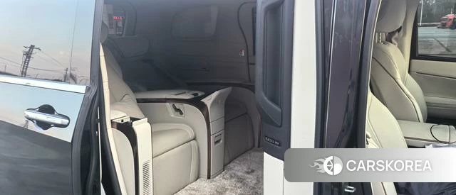 Lexus LM id 4276787 из Китая 7