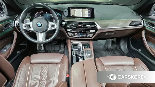 BMW 5 Series (G30) id 3439543 из Кореи 17