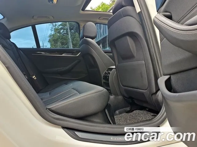 BMW 5 Series (G30) id 2907679 из Кореи 9