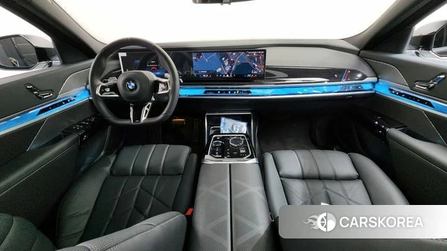 BMW 7 Series (G70) id 4279604 из Кореи 17