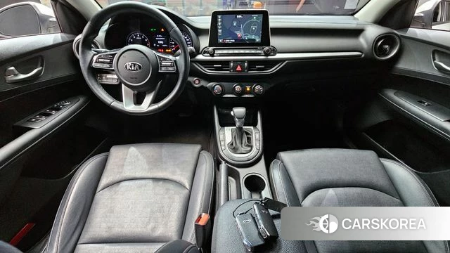 Kia Come New K3 id 4188663 из Кореи 27