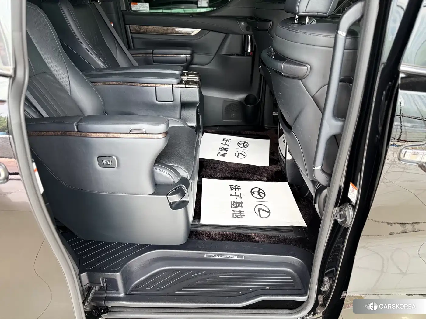 Toyota Elfa id 4622616 из Китая 22