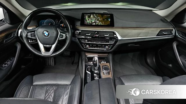 BMW 5 Series (G30) id 4390128 из Кореи 17