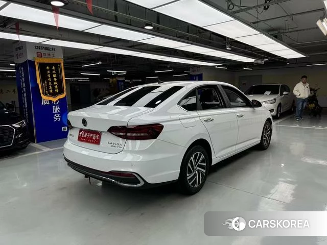 Volkswagen Lavida id 4208125 из Китая 8