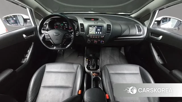 Kia The New K3 id 3515390 из Кореи 17