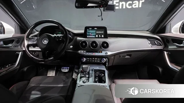 Kia Stinger id 3055549 из Кореи 17