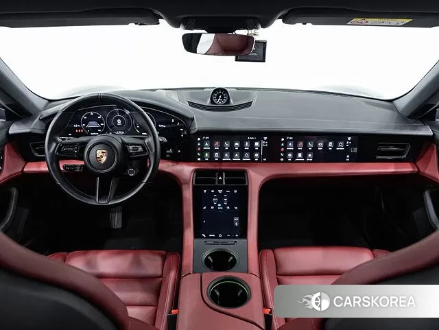 Porsche Taycan id 3725982 из Кореи 17