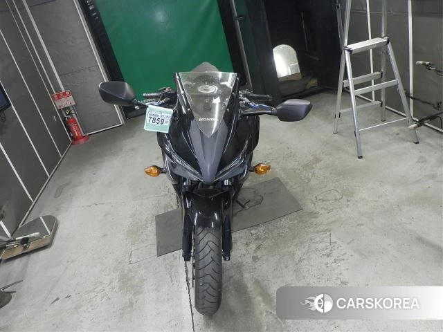 Проданный Honda CBR400R id 4000024 из Японии, фото 21