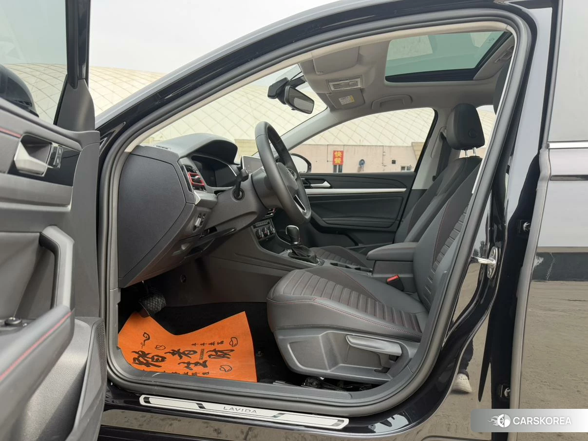 Volkswagen Lavida id 4485286 из Китая 15