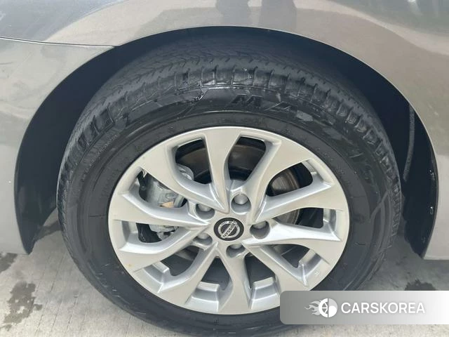 Nissan Xuan Yi id 4301859 из Китая 19