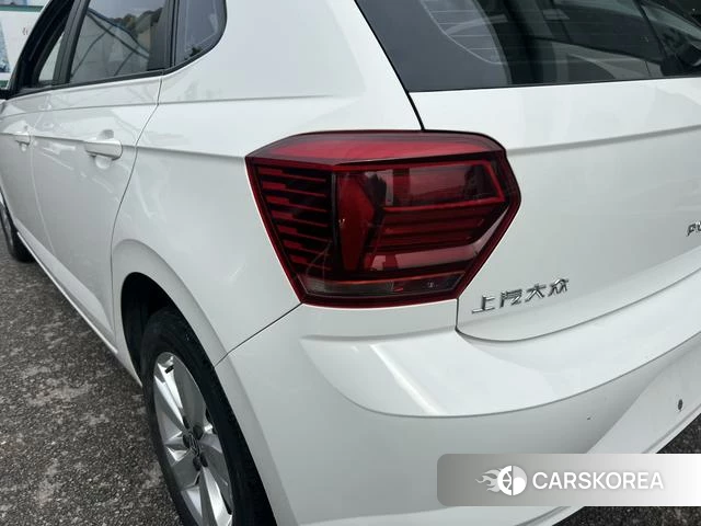 Volkswagen Polo id 4258505 из Китая 21