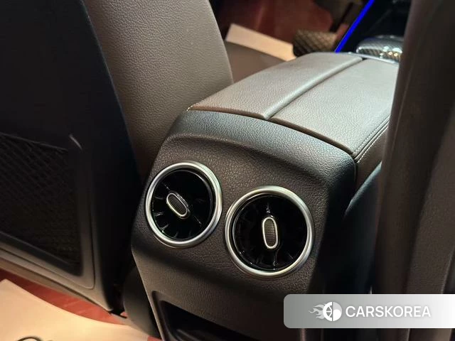 Mercedes-Benz GLB id 4258348 из Китая 31